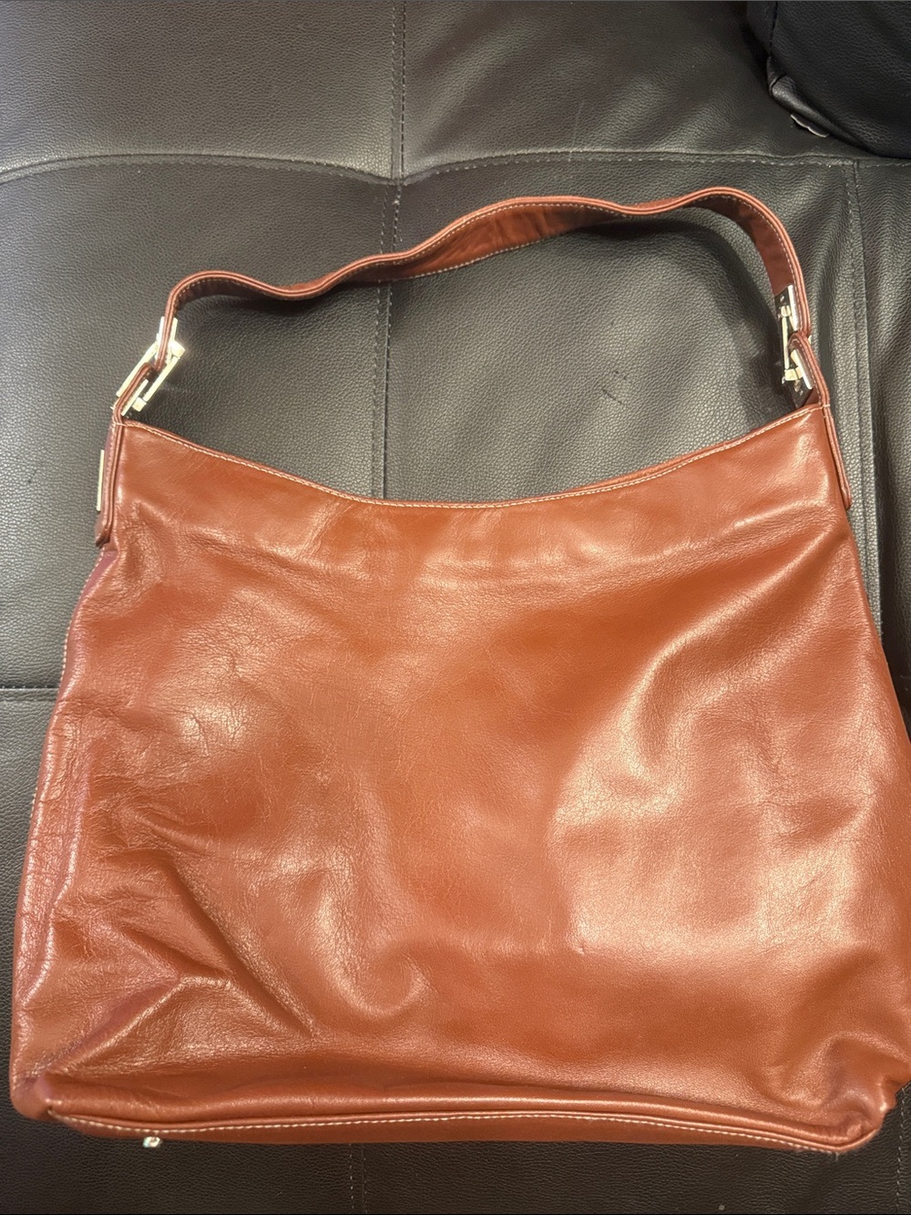 Perlina Rust Brown Leather Shoulder Bag
